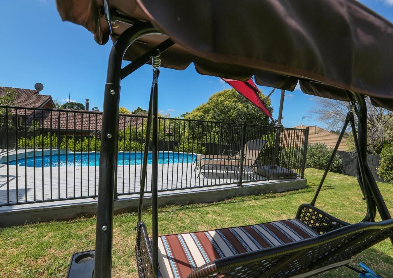 Deluxe Queen Room with Pool View