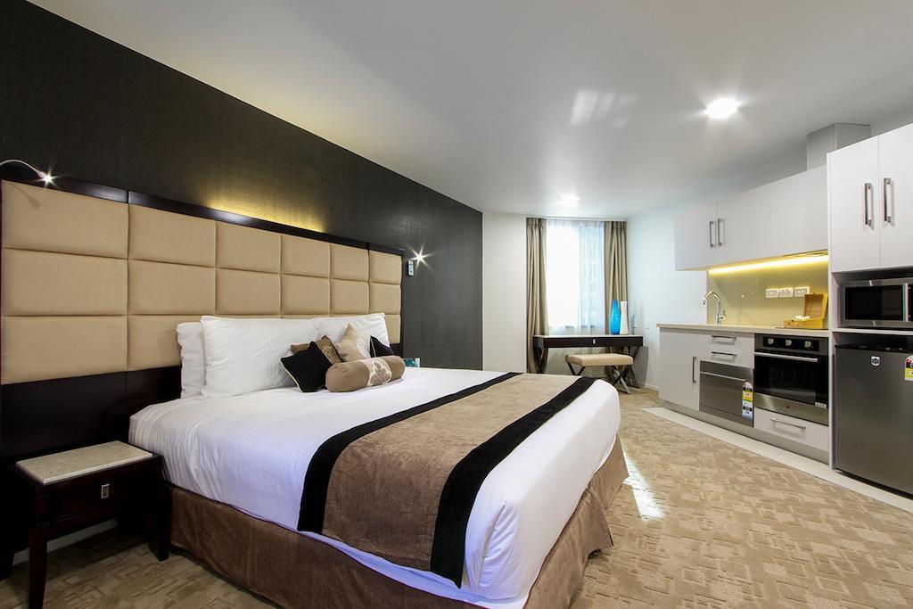 Premier King Room,839362130:JPEG