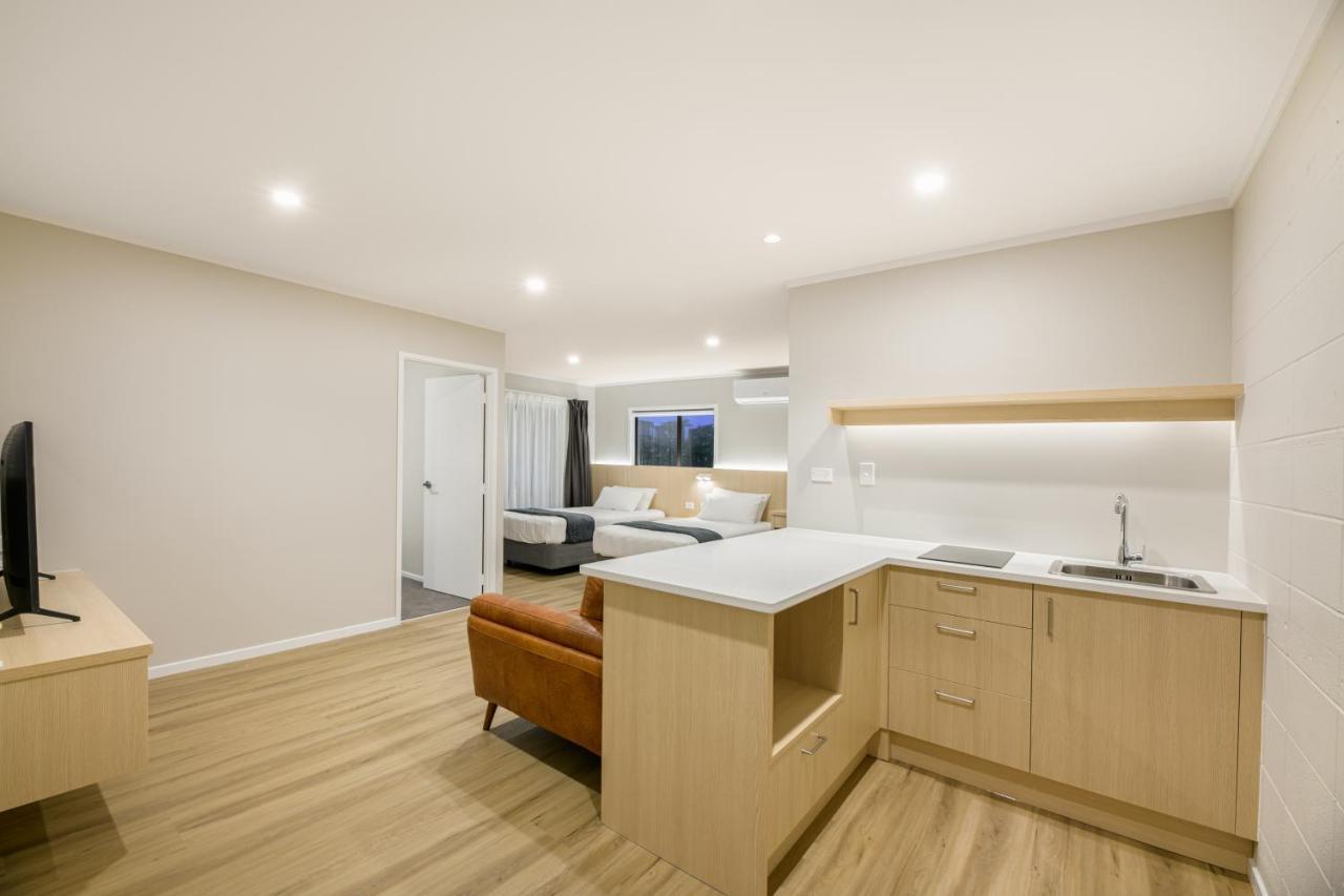 One-Bedroom Apartment,1162951032:JPEG