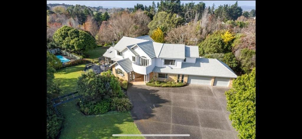 Villa with Garden View