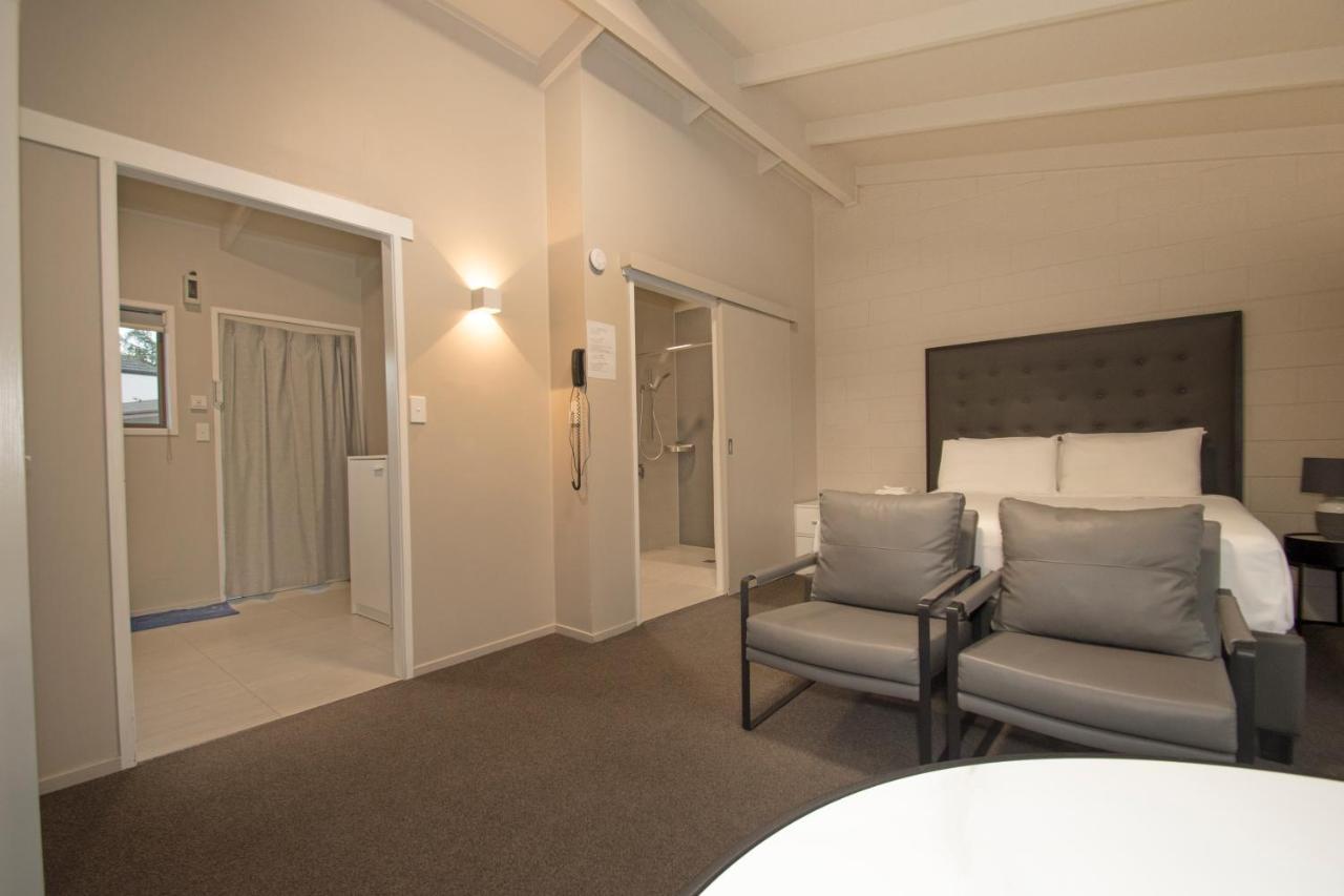 Deluxe Studio met Queensize Bed