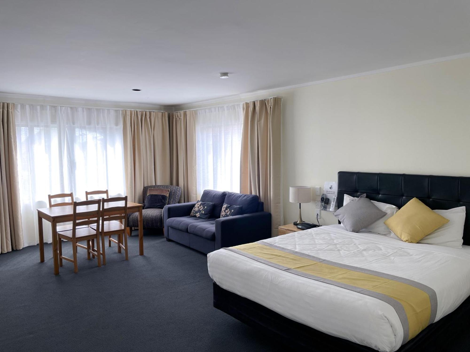 Chambre Lit King-Size avec Baignoire Spa