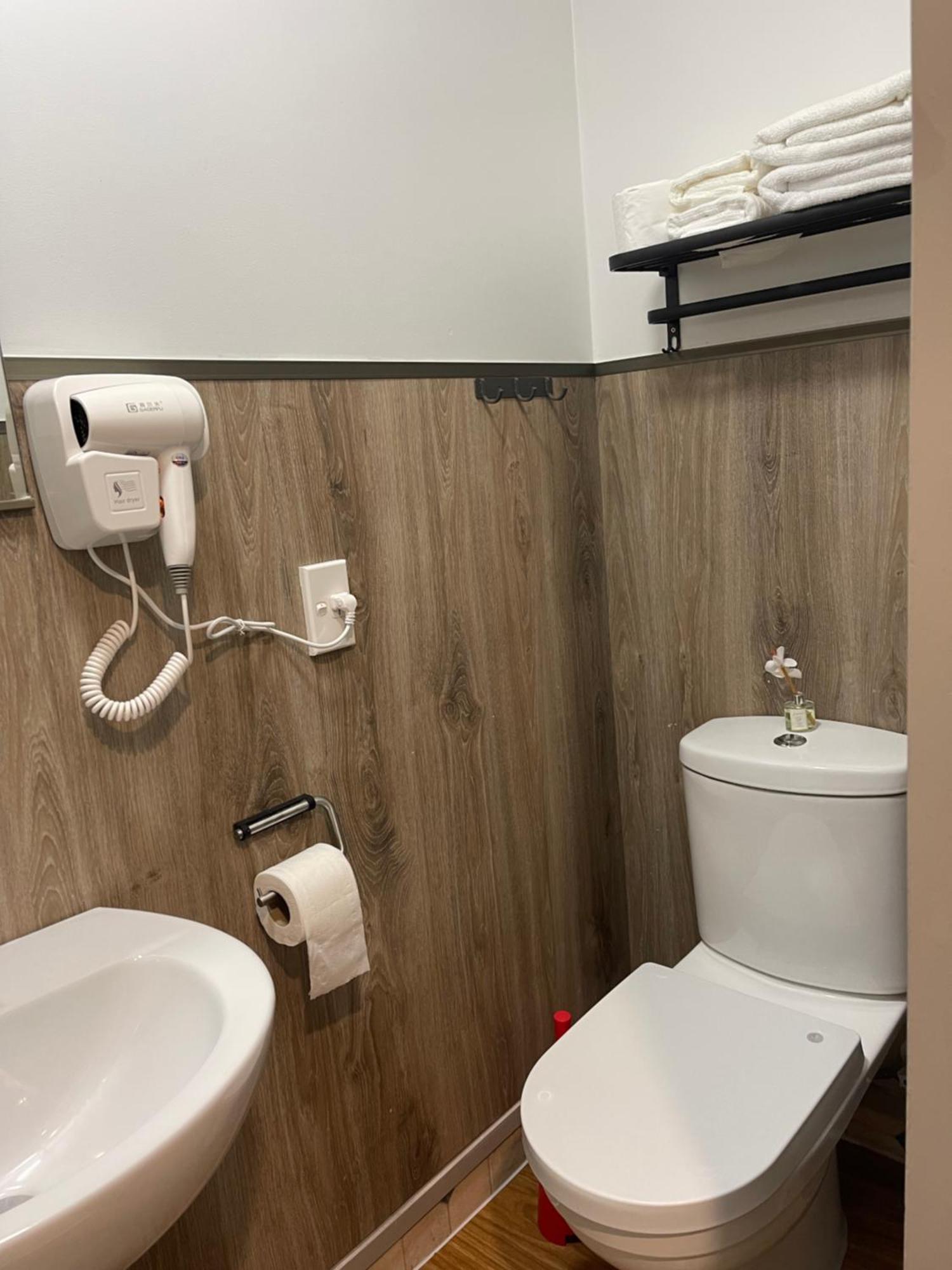 Double Room Private Bathroom,1675872493:JPEG