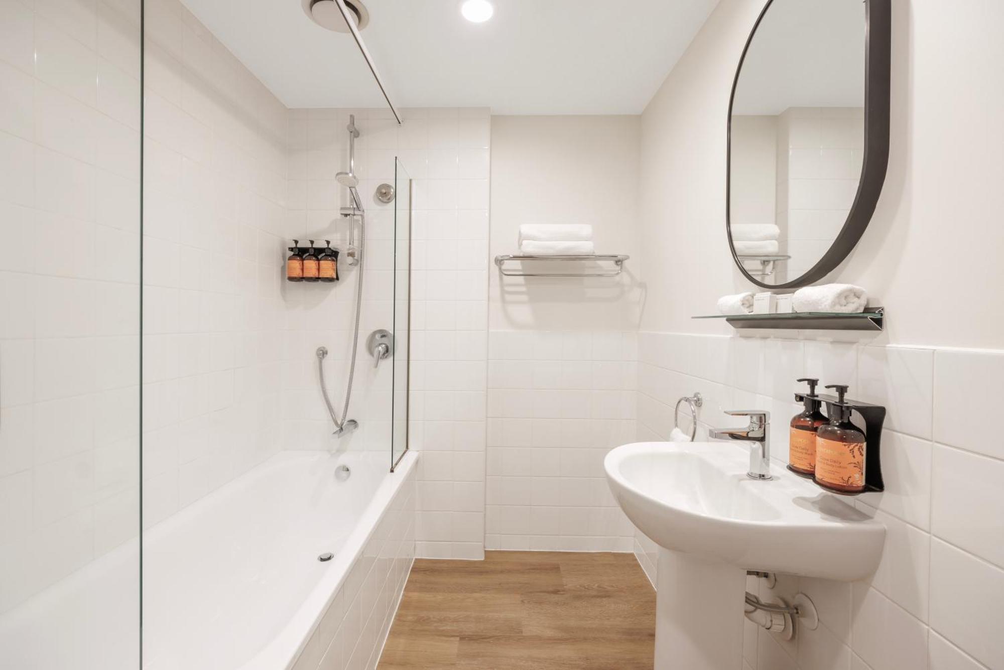 Appartamento con 2 Camere da Letto e Vista Porto