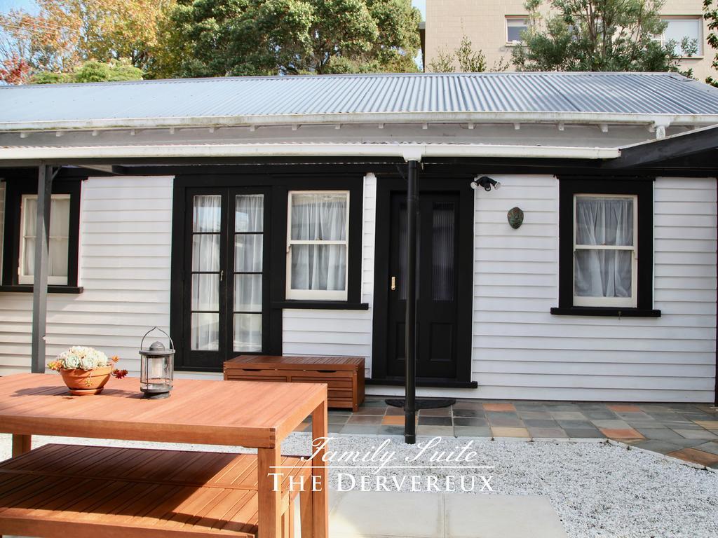 Family Studio,403321890:JPEG