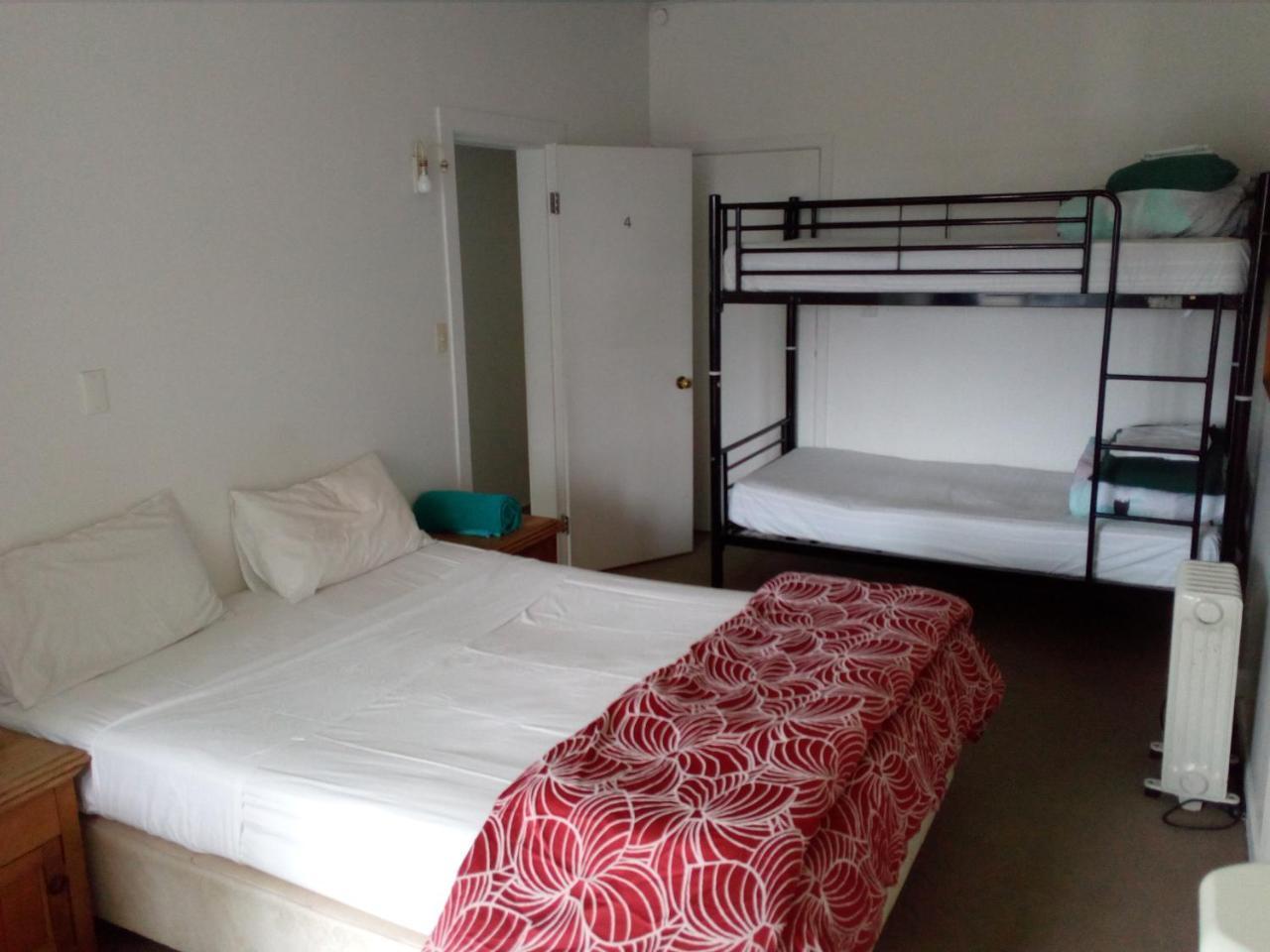 Chambre Familiale avec Salle de Bains Privative