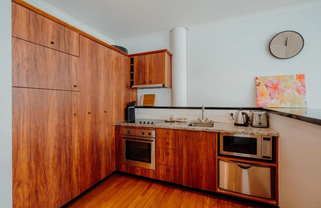 Awesome 2Br Apartment Viaduct Harbor - Wifi & Aircon-1
