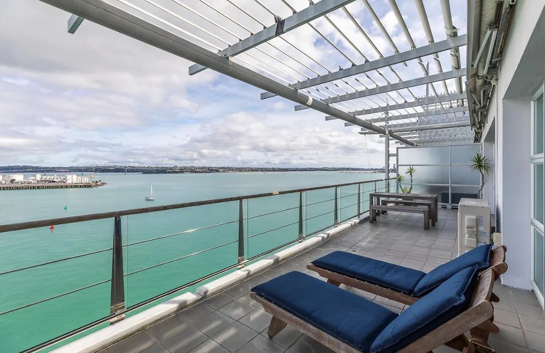 Qv Stays Waterfront Suite With Views To Amaze-1