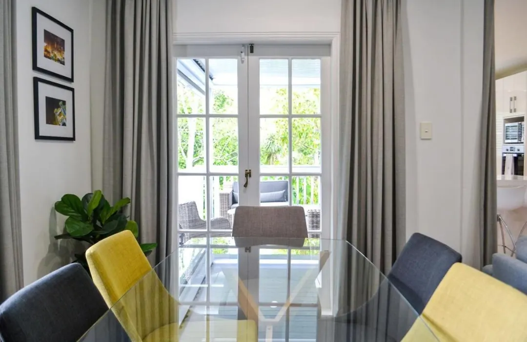 Heritage Renovated 2 Bedroom Ponsonby Villa-1