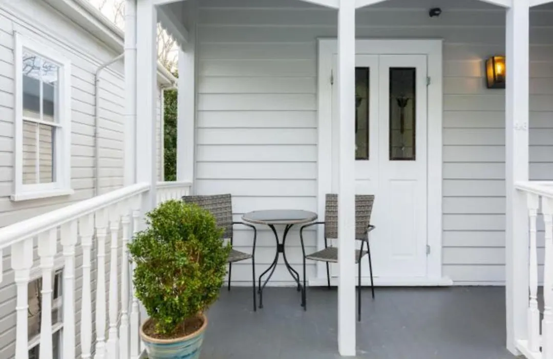 Light-Filled Renovated Villa Walk To Ponsonby Road-1