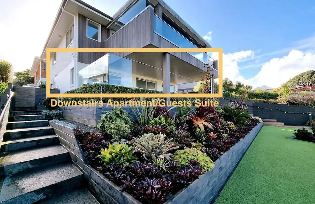 Fabulous Castor Bay 1 Bedroom With Views And Skytv-1