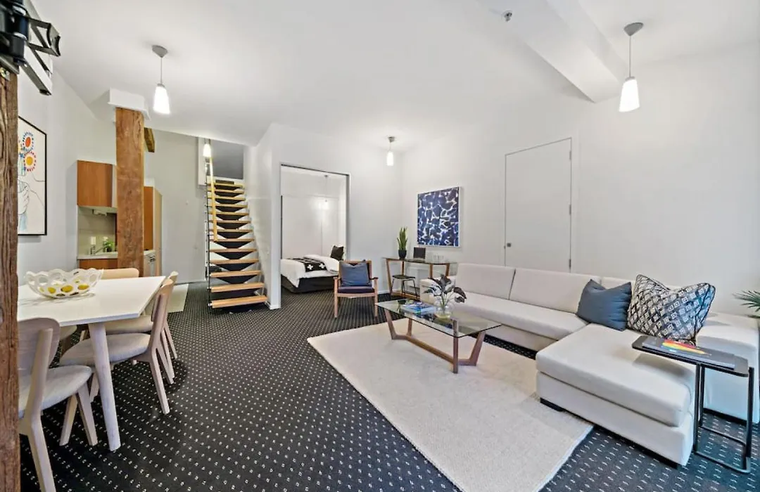 Chic And Spacious Cbd Loft - 2 Beds City Views-1