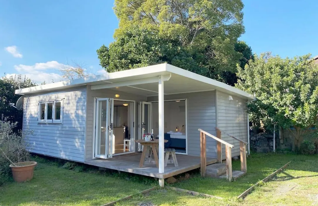 Tranquil Nest Escape With Deck And Garden-1