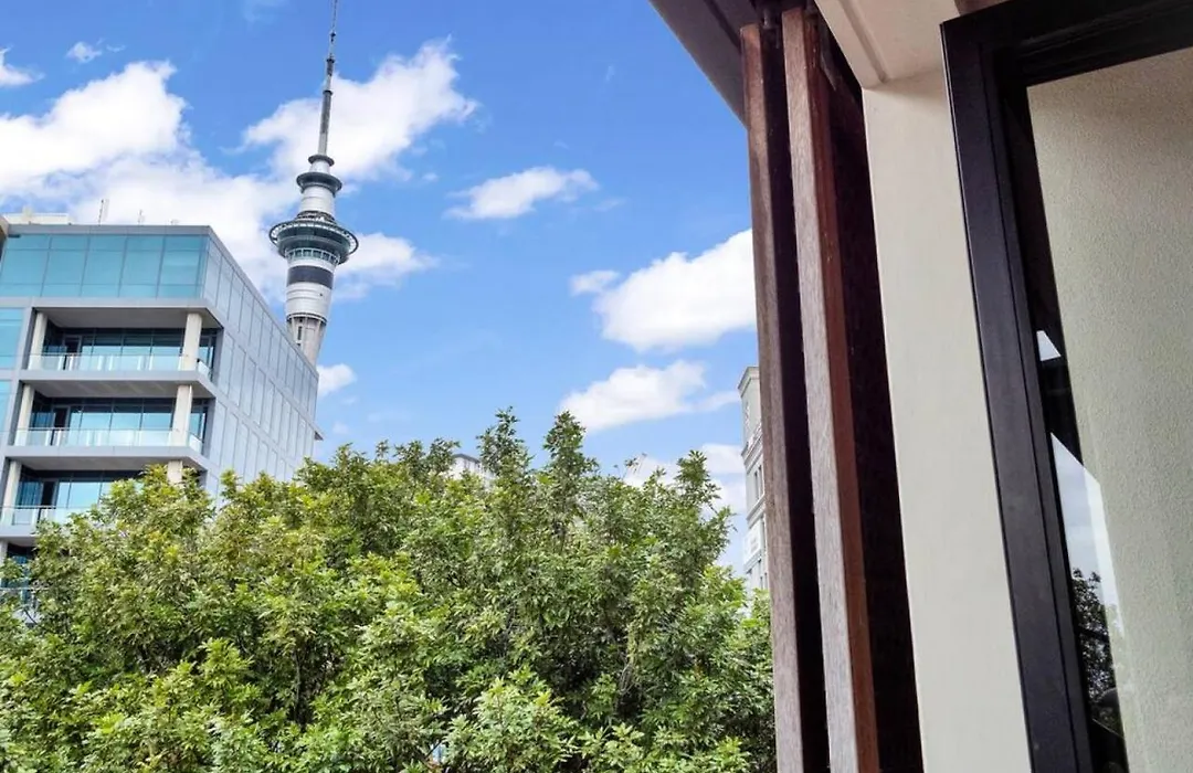 Latitude Apt - Viaduct - Skytower View - Parking-1
