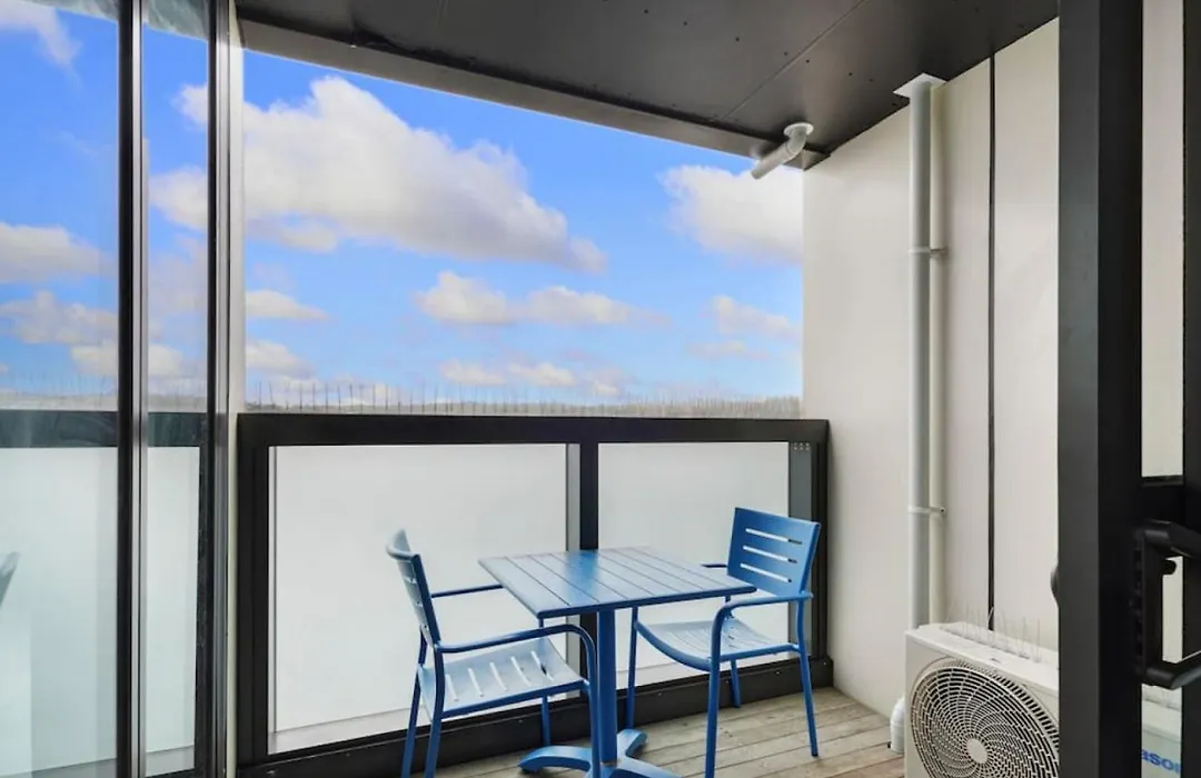 Cool Ra-Mada Hideaway With Air-Con And Deck-1