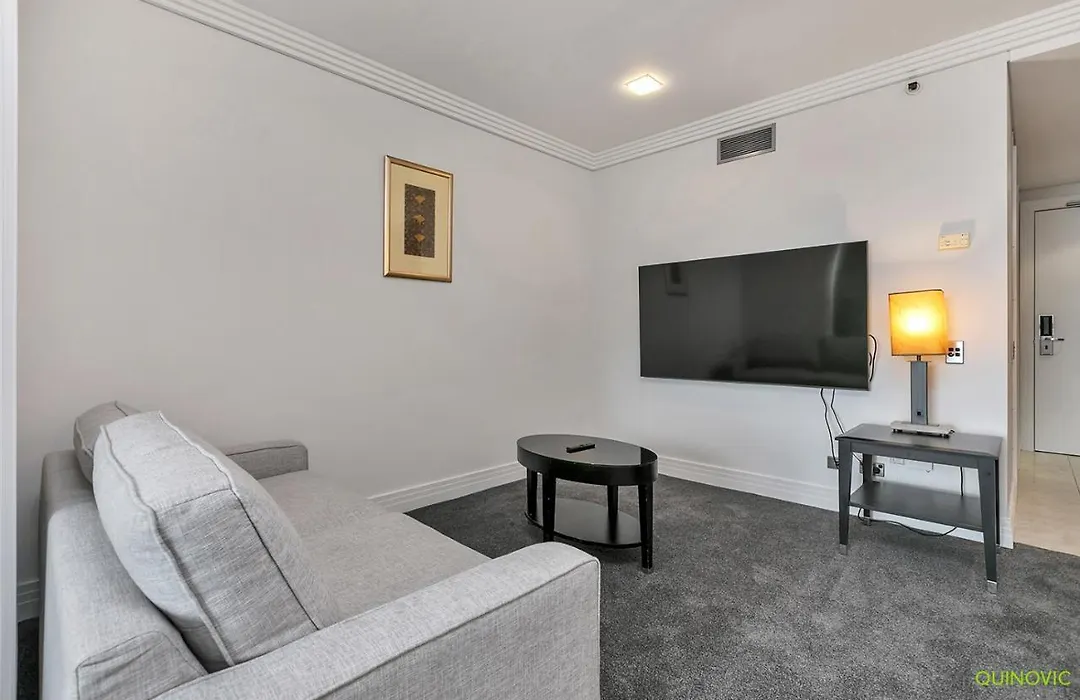 Qv 1 Bedroom W/ Kitchen Laundry Wifi In Cbd -1059-1
