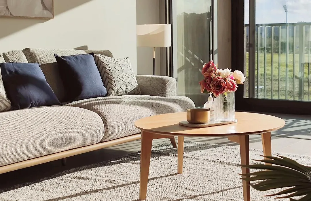 Luxurious 2 Bedroom Apartment Free Secure Parking-1
