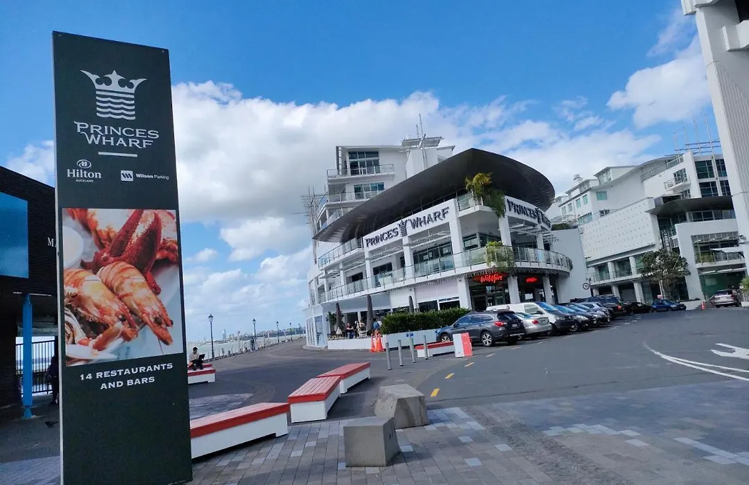 Princes Wharf Grace Apartments-1