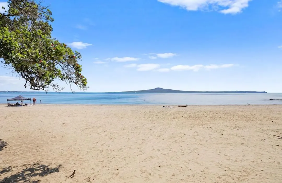 Spacious Beachside Living In Kohi - Wifi - Parking-1
