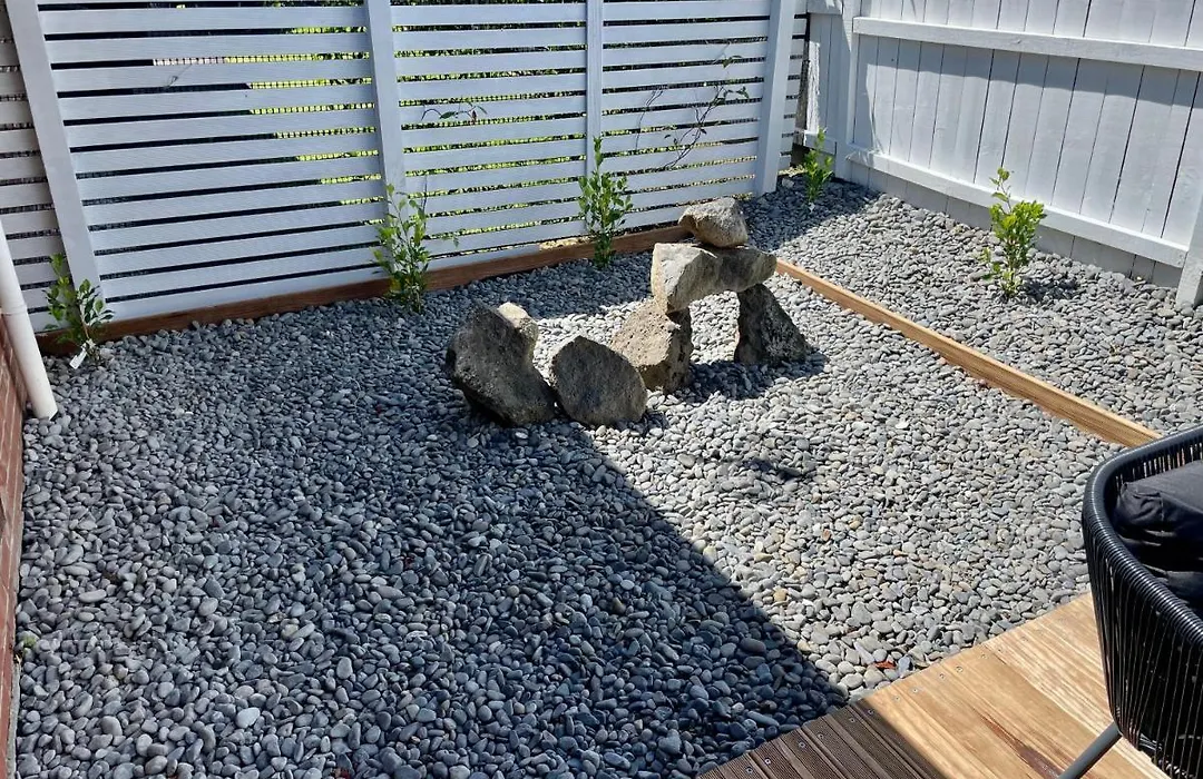 Entire 3 Bedroom House! Best Location!!-1