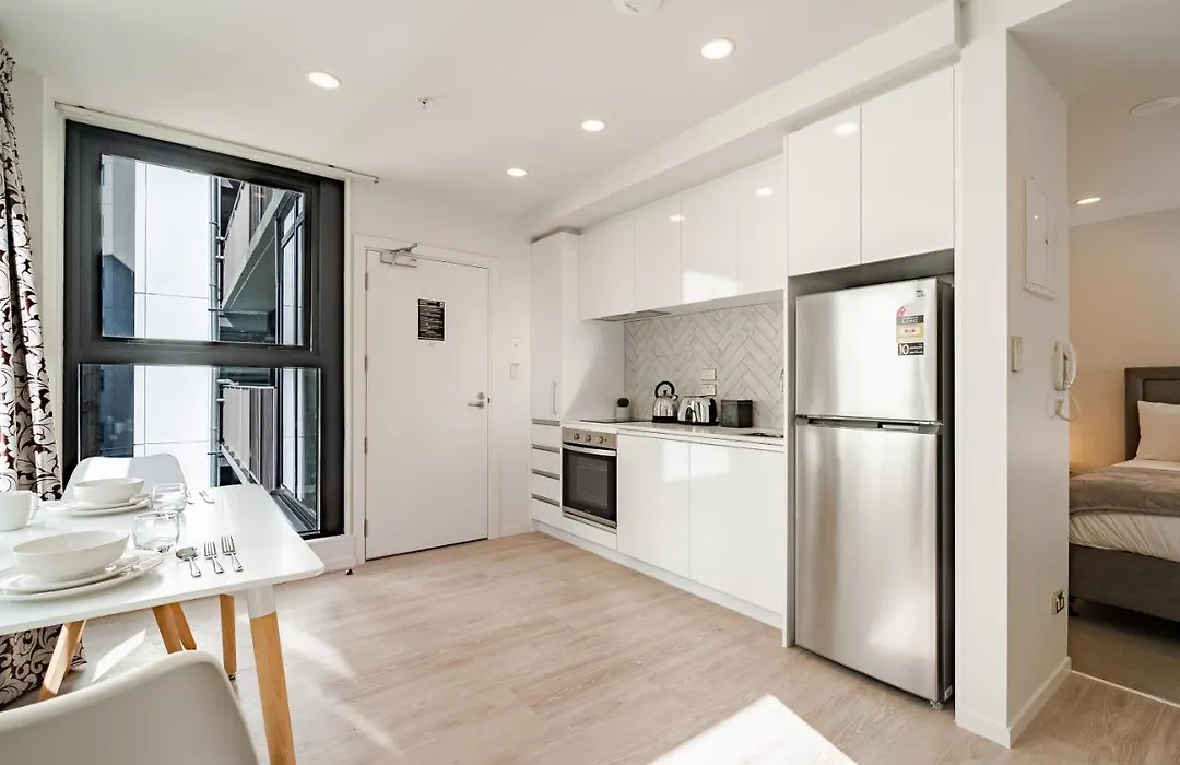 Stunning 1-Bedroom Studio In City-1