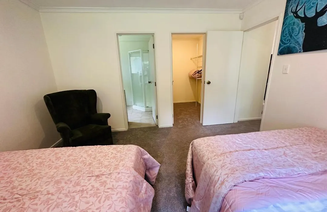 Luxury Stay Near Airport-1