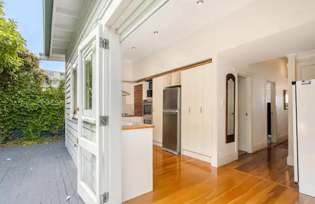 Charming 6-Bedroom Parnell Villa-1