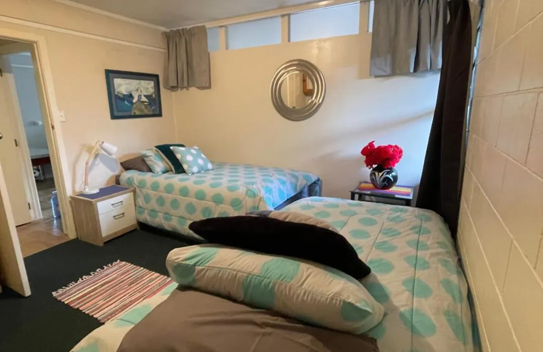 Swanson-Waitakere Stay In Scenic Sunrise-1
