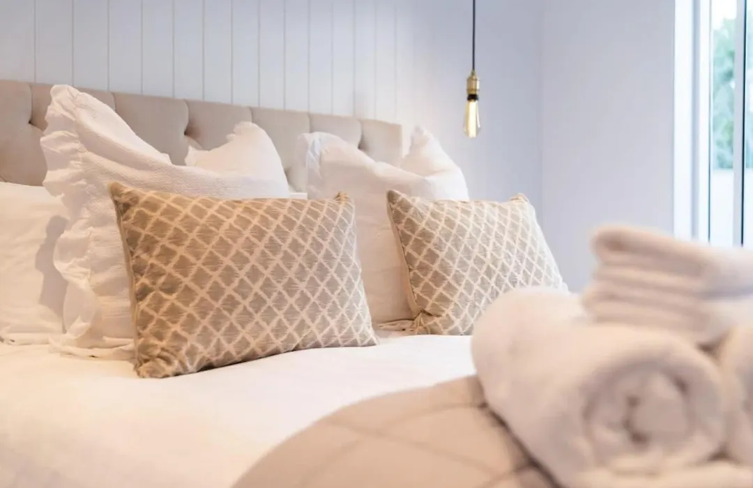 Luxury Apart, Seaviews & Balcony, Full Kitchen & Heat Pump-1