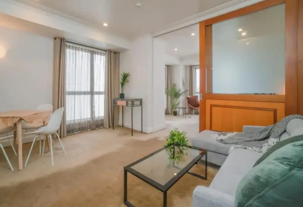 Spacious 1Br Apt Parking, Gym ,Pool By Zodiak Stays-1