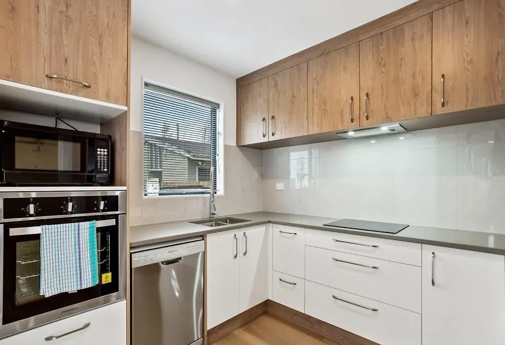 Brand New Three Bedroom Townhouse With Garage-1