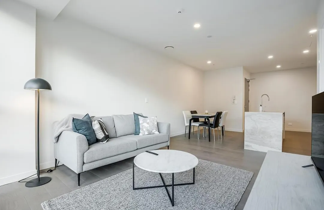 Modern Bright Central Apartment By Zodiak Stays-1