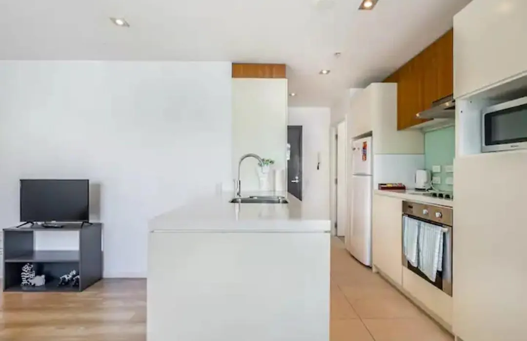 Central Two-Bedroom Apartment Close To Spark Arena-1