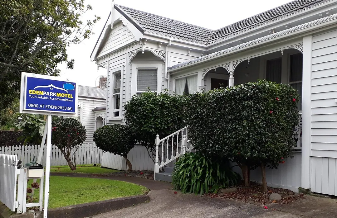 At Eden Park Motel-1