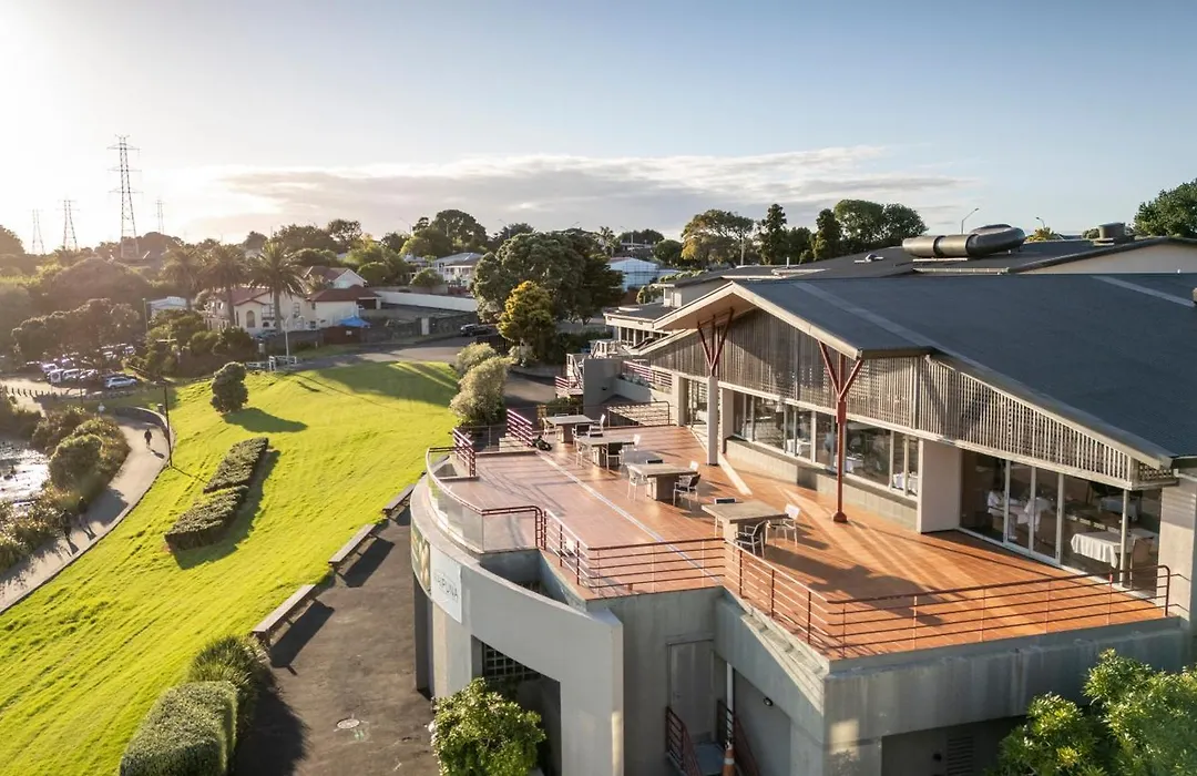Waipuna Hotel & Conference Centre-1