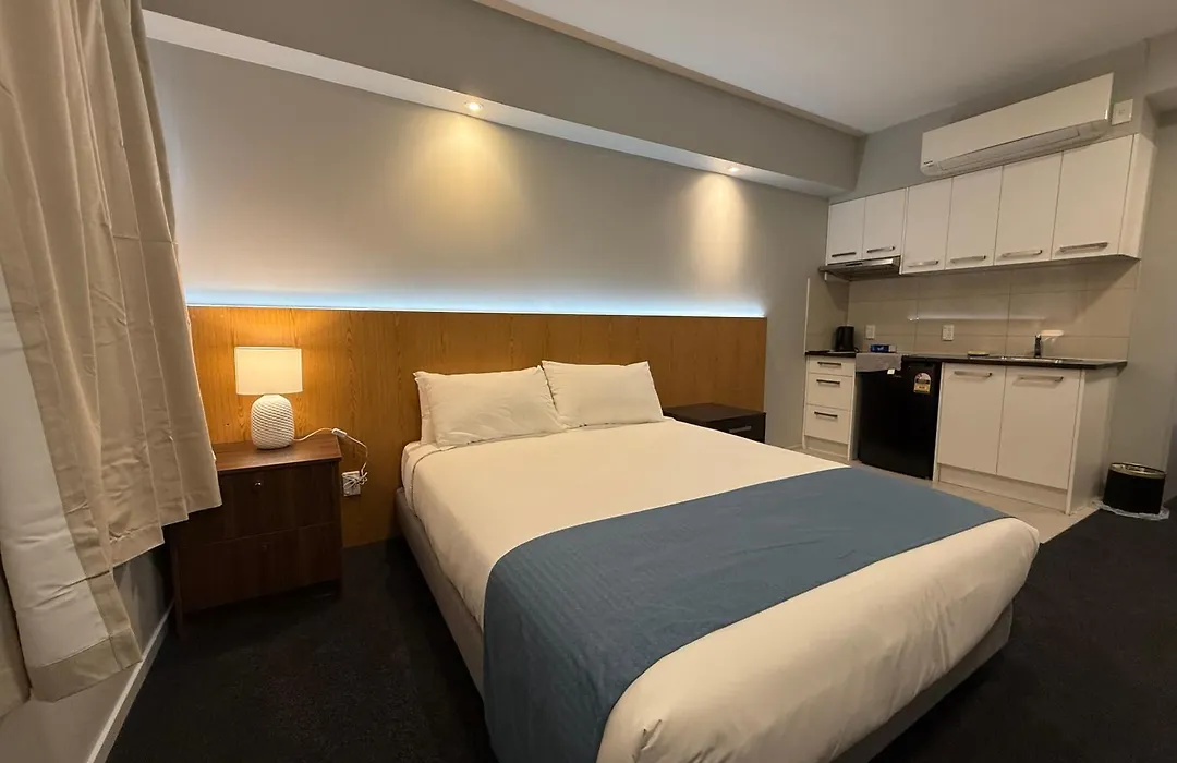 Goodview Hotel-1