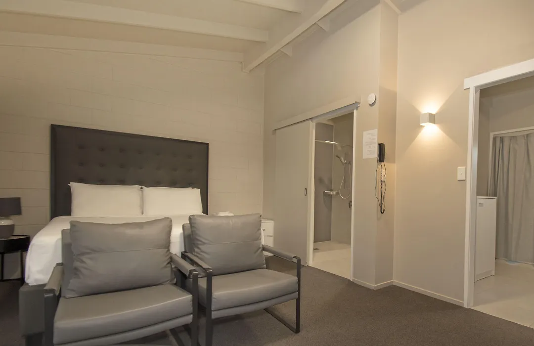Middlemore Motel-1