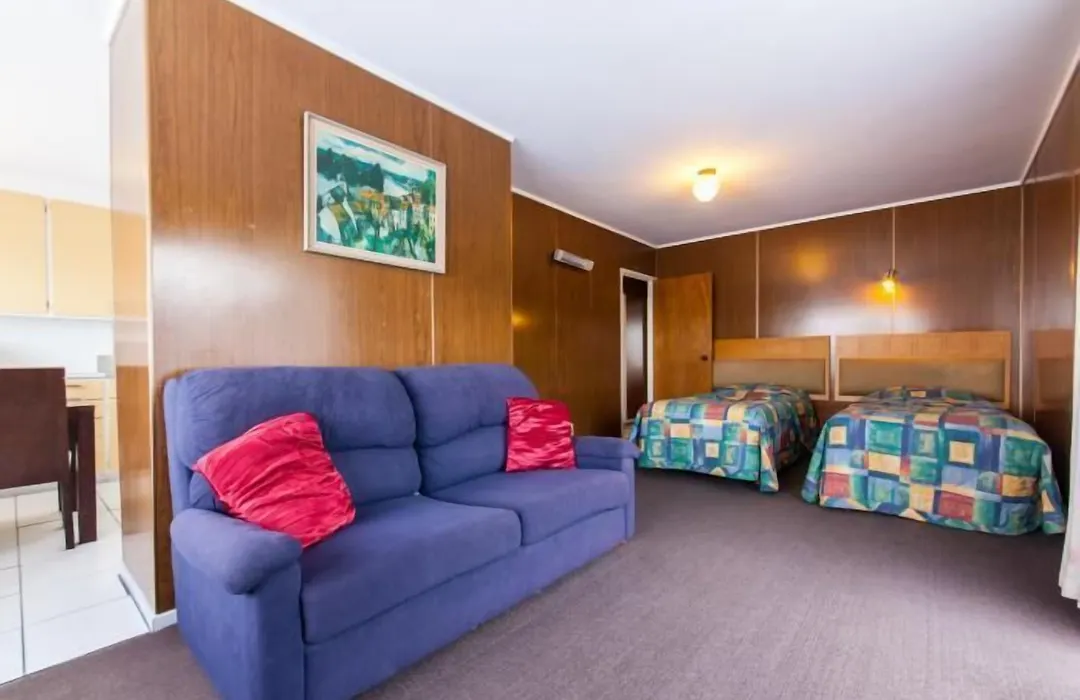 Sunset Lodge Motel-1