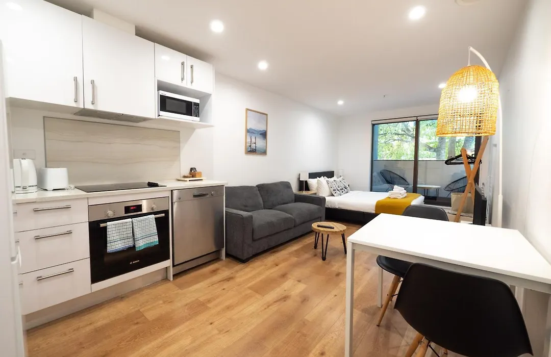 Modern Cosy Studio Apartment Auckland Central-1