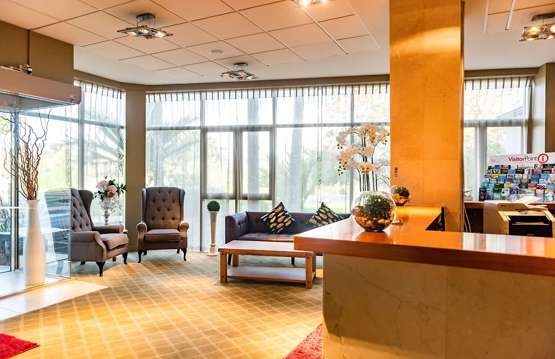 Ocean Breeze Hotel-1