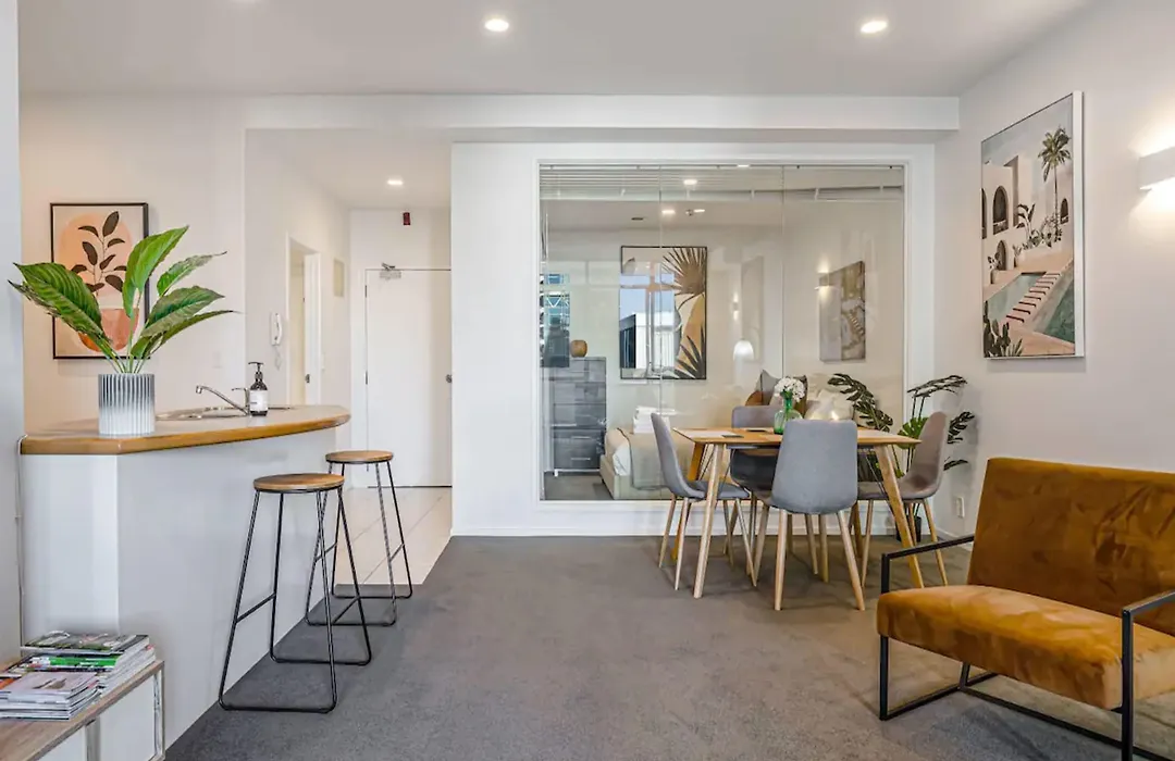 Spacious Character Apartment-1