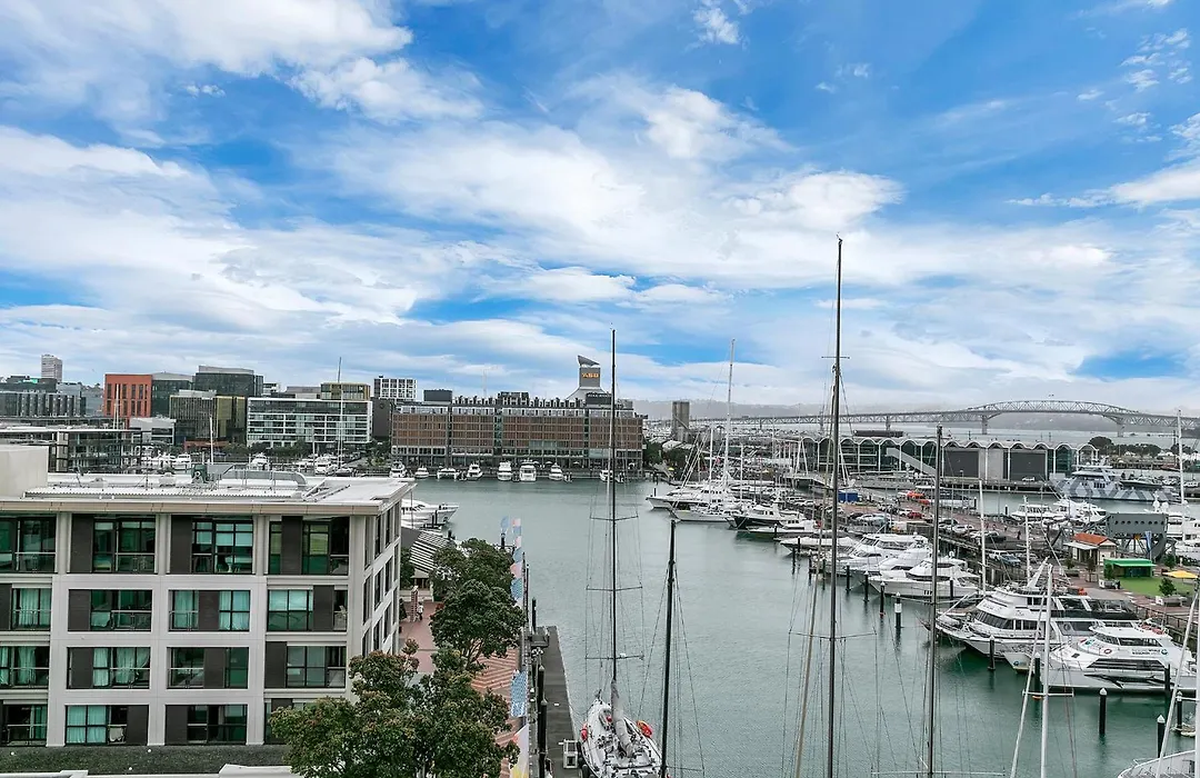 Penthouse Premier-1