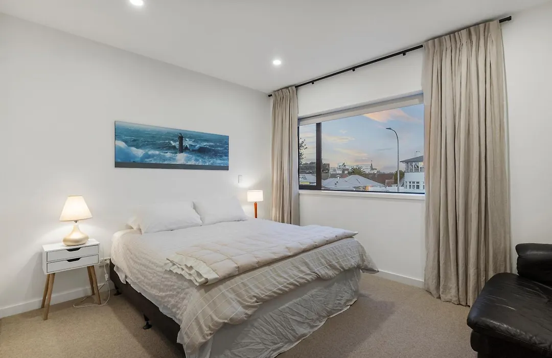 Stylish Townhouse-1