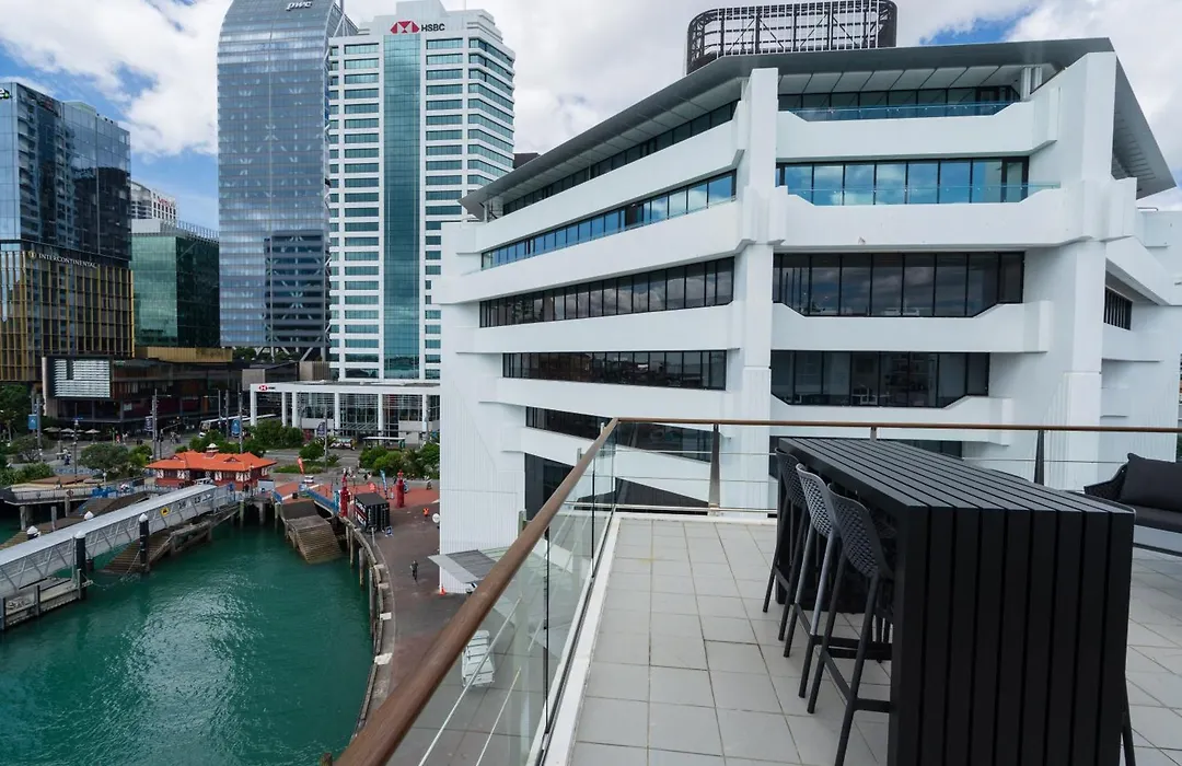 Chic Princes Wharf Studio - City View - Parking-1