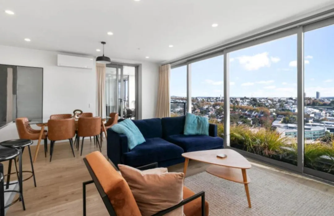 Union Green Apt W Stunning Views - Free Parking-1