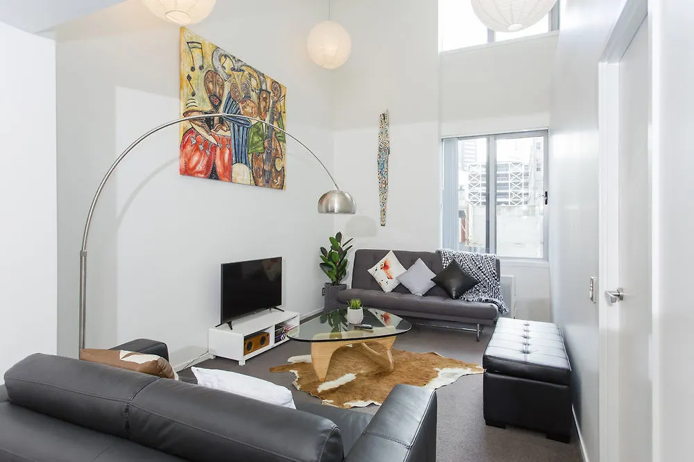 Central And Stylish 2 Bed Apartment-1