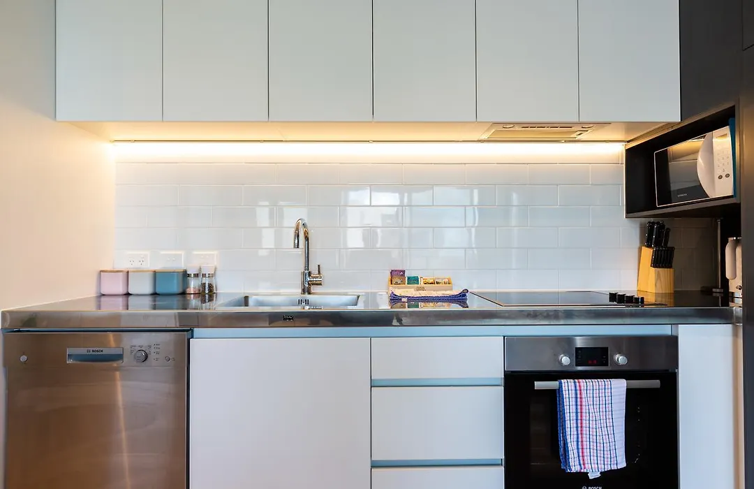 Brand New Auckland Apartment-1