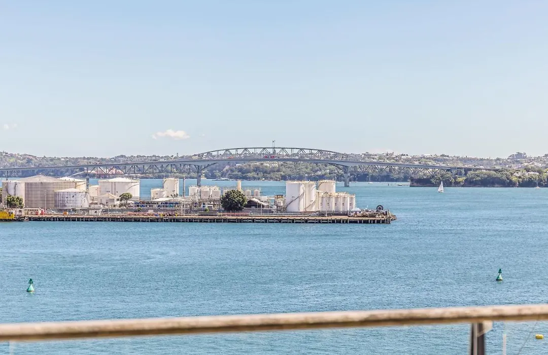 3 Bedroom Penthouse With Fabulous Views-1