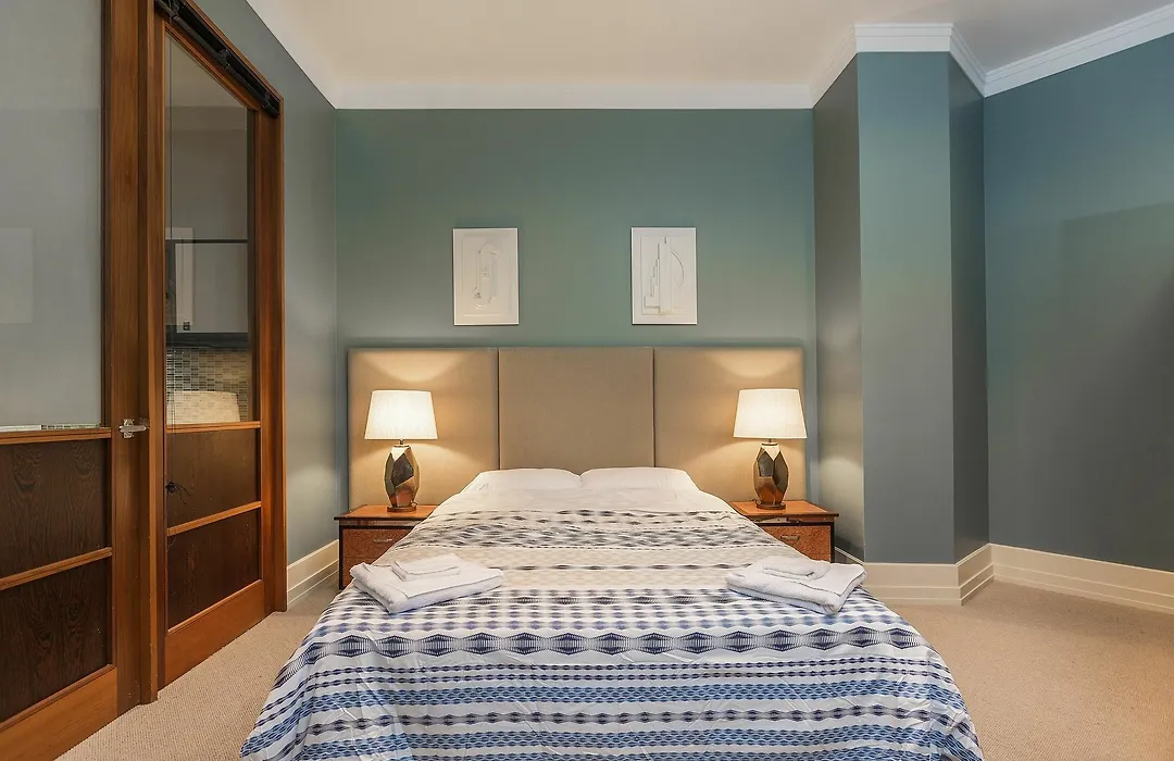 Bright And Breezy One Bedroom Apartment-1