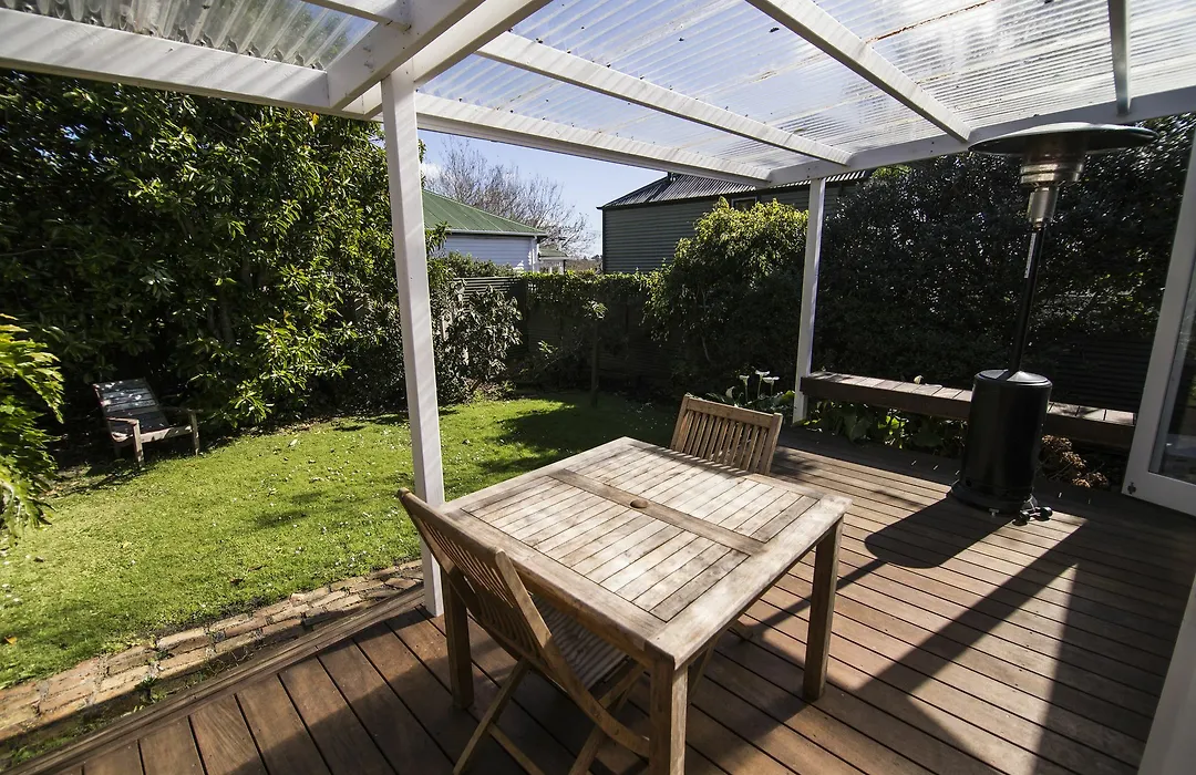Spacious And Charming Grey Lynn Villa-1